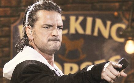 Demandan a Ricardo Arjona por incumplir contrato