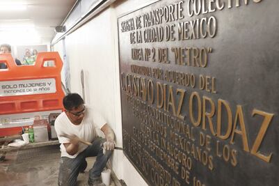 Placas de Díaz Ordaz serán expuestas en actos del 68