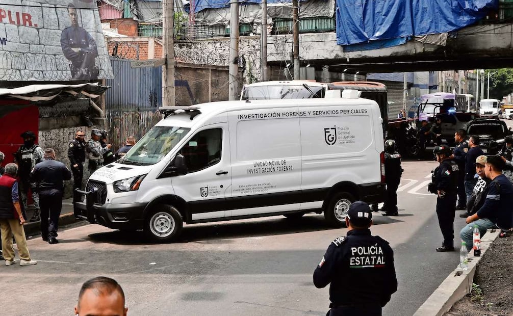 El gobierno de Naucalpan señaló que el punto donde ocurrió el ataque era la alcaldía Miguel Hidalgo y se notificó a las autoridades capitalinas. Foto: VALENTE ROSAS/EL UNIVERSAL