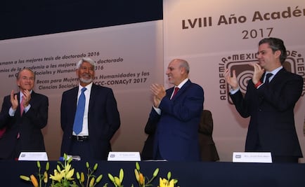 José Luis Morán toma posesión como nuevo presidente de la Academia Mexicana de las Ciencias