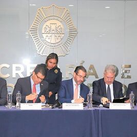 Signan convenio para frenar ilícitos