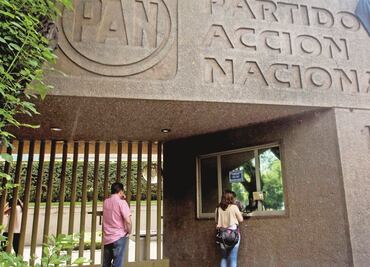 Comisión Permanente del PAN reprueba "uso faccioso" de PGR