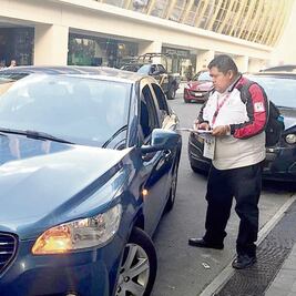 Al corralón 50 autos Uber por cobro en efectivo: Invea