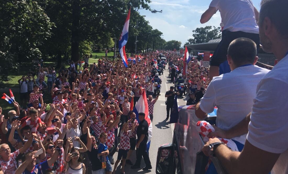 TWITTER @HNS_CFF. Festejos en Croacia