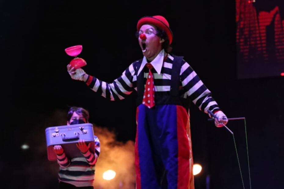 Festival de la Primavera reúne a 15 mil personas en el Zócalo capitalino 