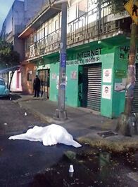 Investigan doble homicidio en Azcapotzalco