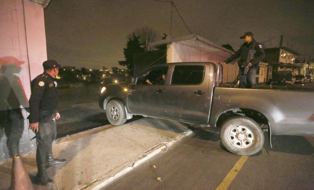 Momento de llegada de Javier Duarte a la cárcel de Matamoros. En él estuvieron presos un hijo y un hermano del presidente de Guatemala, Jimmy Morales. (EFE)
