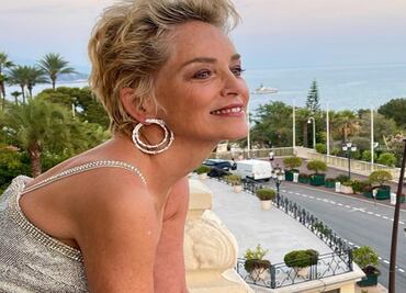 Sharon Stone sorprende con atrevida foto en topless