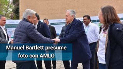 Bartlett presume foto con AMLO, tras ser exonerado por la Función Pública