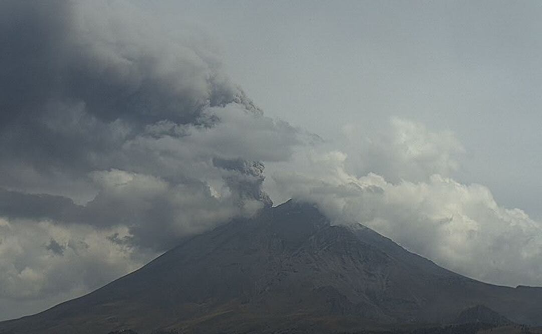 Imagen de la actividad en el Popocatepétl. Foto: Twitter @SkyAlertMx