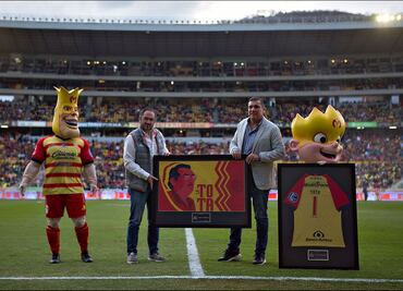 Morelia realiza homenaje a la “Tota” Carbajal