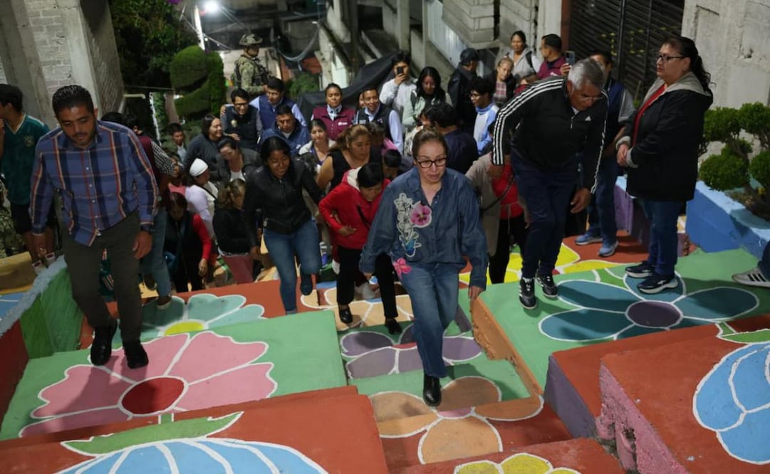 Ecatepec proyecta pintar 3 mil fachadas en San Andrés de la Cañada; buscan mejorar la imagen urbana.
Foto: Especial.