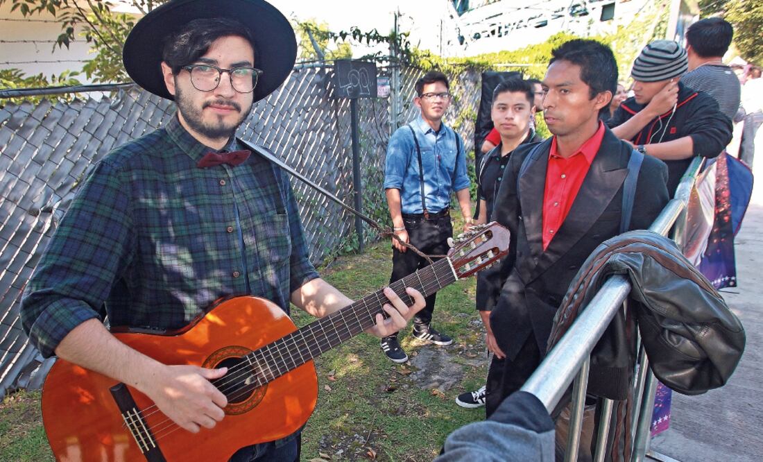 Inspiración. Armando Martínez entró al mundo de la música a raíz de conocer al cantante Juan Solo hace cinco años (ADRIÁN HERNANDEZ. EL UNIVERSAL)