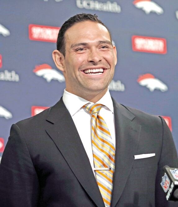 Mark Sánchez se ilusiona por el apoyo recibido de John Elway (DAVID ZALUBOWSKI. AP)