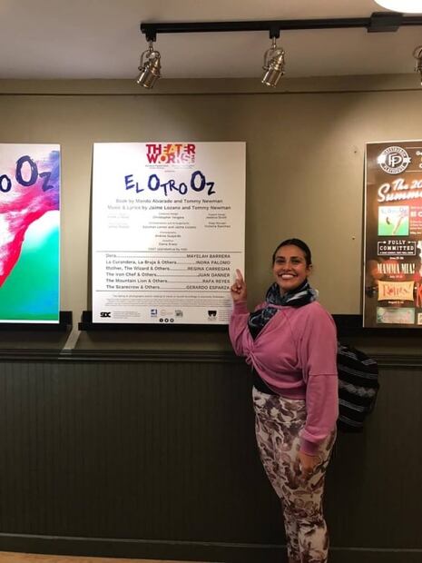 Actriz mexicana latiniza "El mago de oz" en el off-Broadway