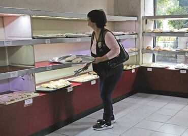 Por caro, familias dejan de consumir el pan dulce