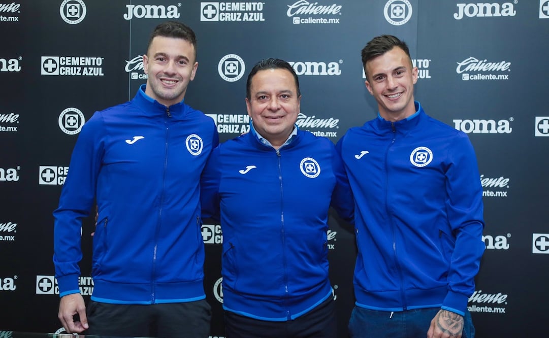 Augusto Lotti y Ramiro Carrera, nuevos futbolistas celestes - FOTO: Twitter @CruzAzul