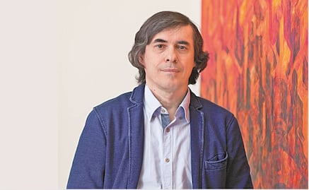 “La poesía está para ayudar en tiempos difíciles”: Mircea Cărtărescu