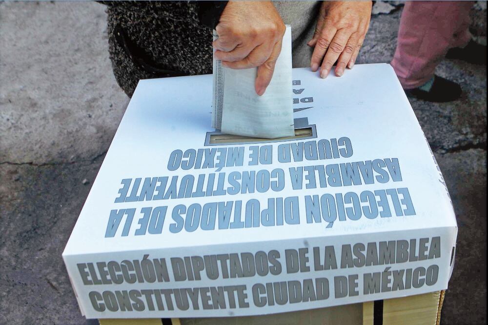 Voting urn - Photo by Fernando Ramírez/EL UNIVERSAL