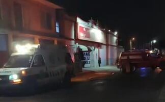 Motociclistas incendian hotel con bombas molotov en Cuautla, Morelos; reportan dos muertos