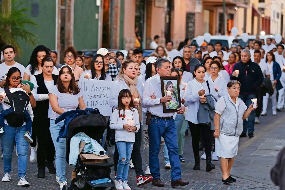 Familias que perdieron hijos e hijas en Salvatierra, Guanajuato, esperan la justicia que reclamaron en una marcha por las calles, pero lo hacen en silencio... por seguridad. Foto: Archivo / EL UNIVERSAL
