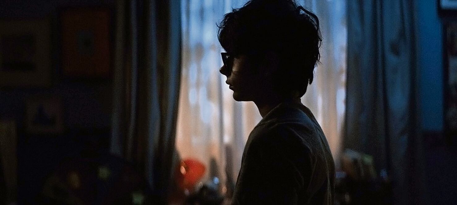 La película da vuelta a la clásica historia de una presencia negativa que se oculta tras un armario. Está basado en un cuento de Hortensia Moreno. Foto: IMDB