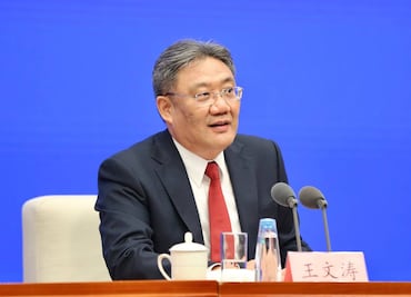 Ministro de Comercio de China pide a EU "aclarar límites de seguridad nacional"; expresa preocupación por aranceles