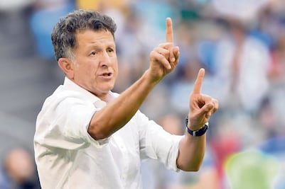 Prensa colombiana prefiere a Pékerman y no a Osorio