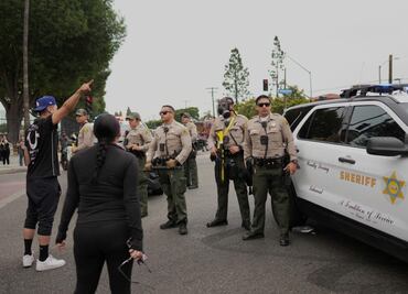 Publican lista de migrantes detenidos tras redadas masivas en Los Ángeles; los acusan de delitos graves
