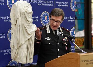 Estados Unidos devuelve pieza arqueológica robada