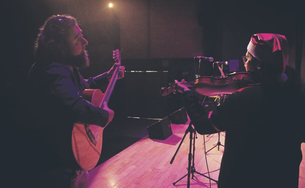 En programa Do, Re Mi, Fa, Sol por mi Escuela busca que los alumnos de primaria y secundari aprendan música y sea con instrumentos, dijo la titular de Cultura de la CDMX. Fotografía de Santiago Reyes
