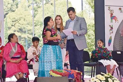 Exigen concluir rescate de mercado de La Merced