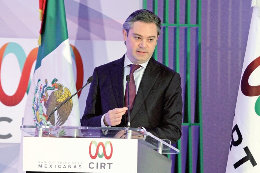 Aurelio Nuño, titular de la Secretaría de Educación Pública, atiende asuntos relacionados con el magiesterio (CARLOS MEJIA. EL UNIVERSAL)