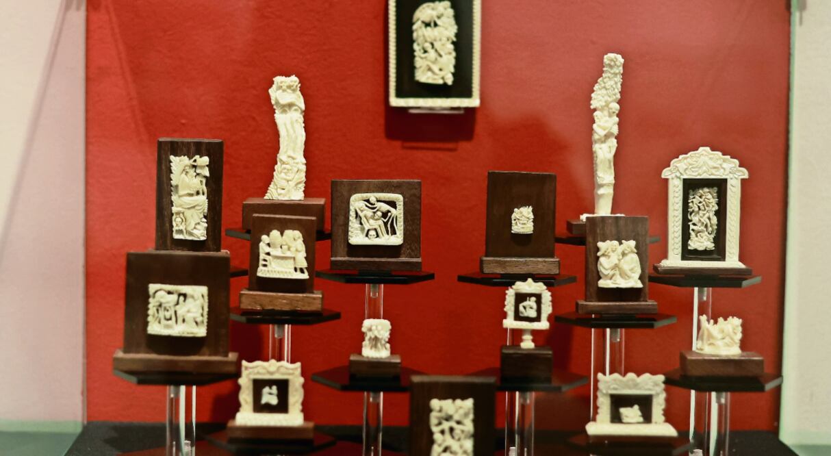 Las mini esculturas de Roberto Ruiz se exhibirán hasta finales de noviembre, en el Museo del Estanquillo. Foto: Fernanda Zamora / EL UNIVERSAL