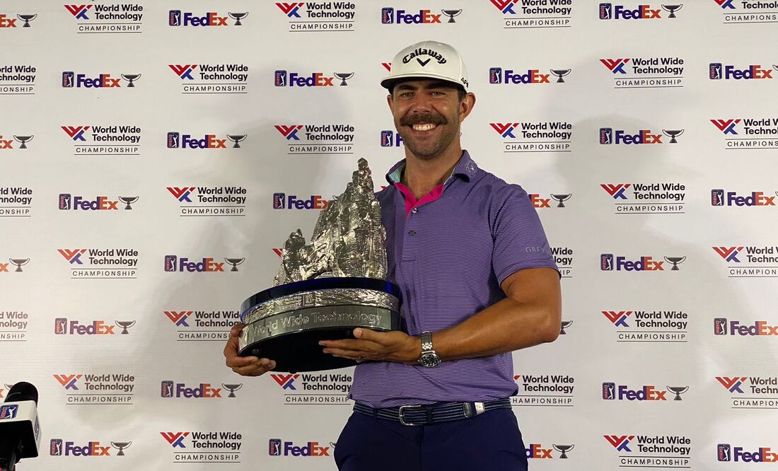 Erik van Rooyen con el trofeo de campeón en el World Wide Technology Championship / Foto: Nicolás Schiller Solti - EL UNIVERSAL