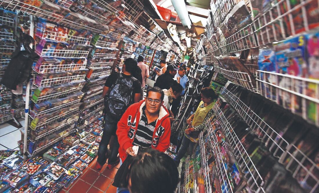 Pese a operativos del IMPI, existen productos pirata y falsificados en los mercados mexicanos, reportó la oficina comercial de Estados Unidos. ARCHIVO EL UNIVERSAL