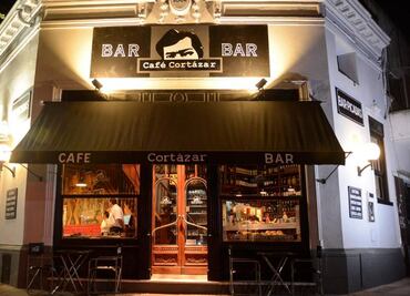 Un brindis a la salud de Cortázar