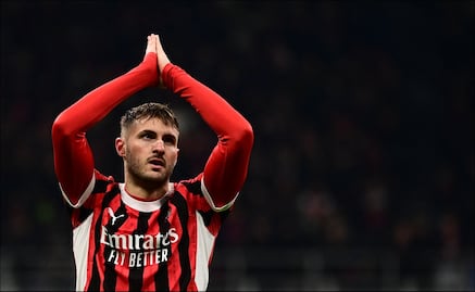 Santiago Giménez rompe récord en la Champions League; superó a Hugo Sánchez y Chicharito Hernández