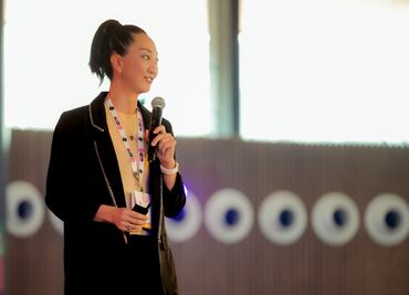 “Los gobiernos no pueden con la velocidad del progreso tecnológico”: Rebeca Hwang