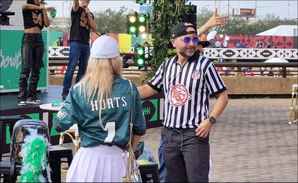 Aficionados de los Eagles se entregan a su equipo; ganan el primer duelo de cara al Super Bowl LIX