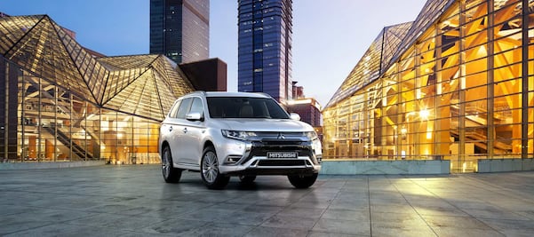 Mitsubishi presenta la Outlander híbrida en México 