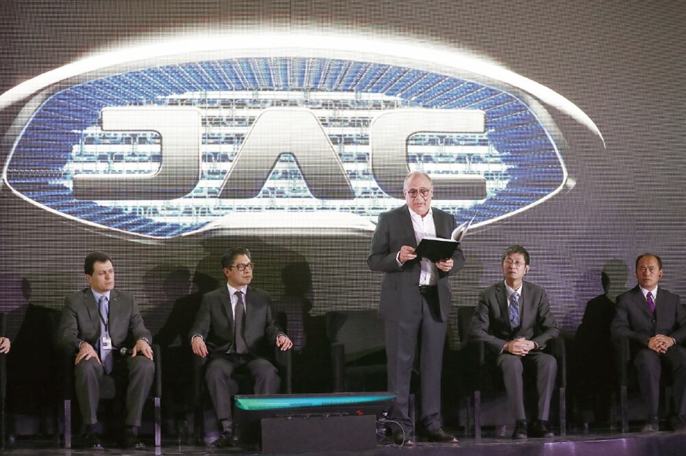 JAC abrió su primera agencia en el Estado de México y posteriormente va a realizar otras inauguraciones en Puebla, Aguascalientes, Mérida y Chihuahua (IRVIN OLIVARES. EL UNIVERSAL)