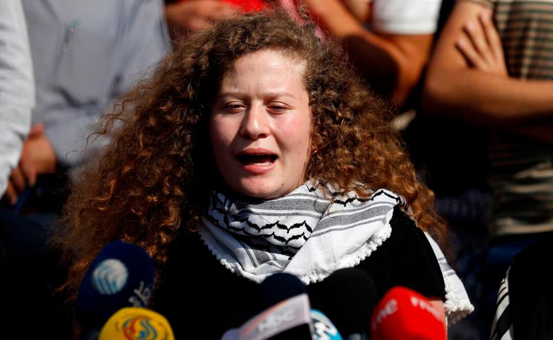 Ahed Tamimi pasó 8 meses en la cárcel junto con su madre. Foto: AFP