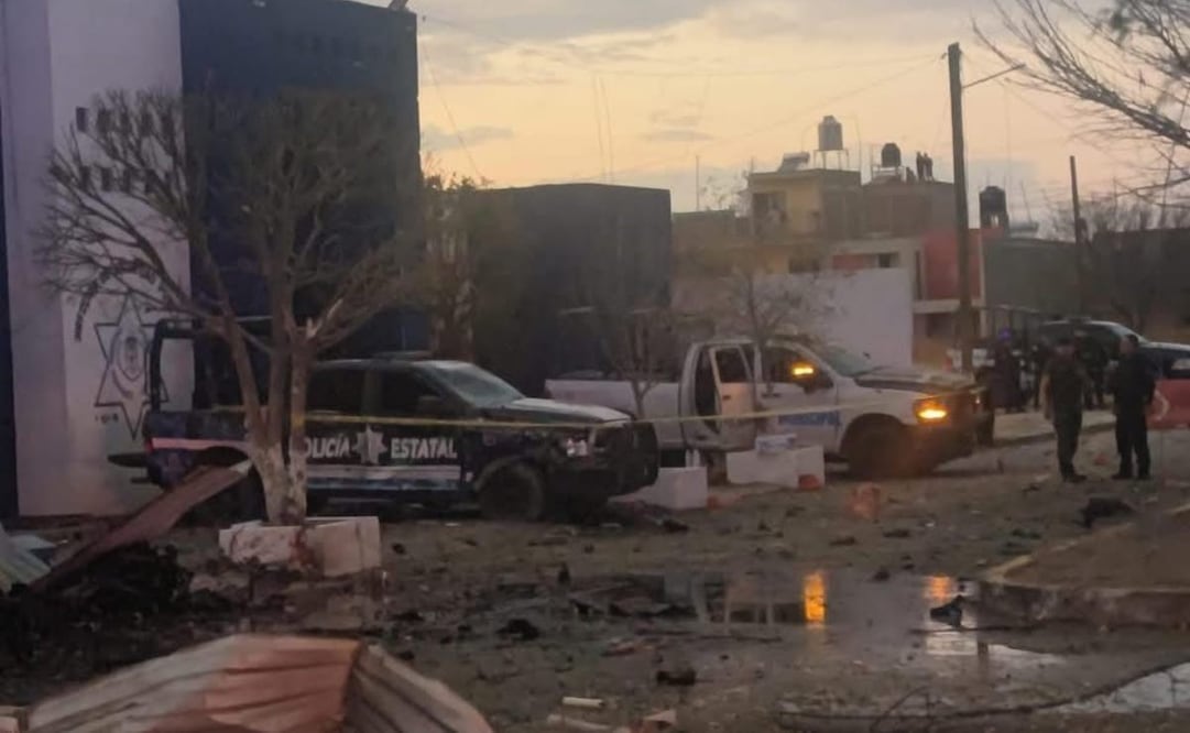 Rastro municipal y 15 viviendas de Luis Moya, Zacatecas, resultan con daños tras ataque con explosivos a comandancia. Foto: Especial