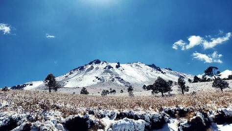 Autoridades cierran ingreso al Nevado de Toluca hasta nuevo aviso por alta probabilidad de nevada