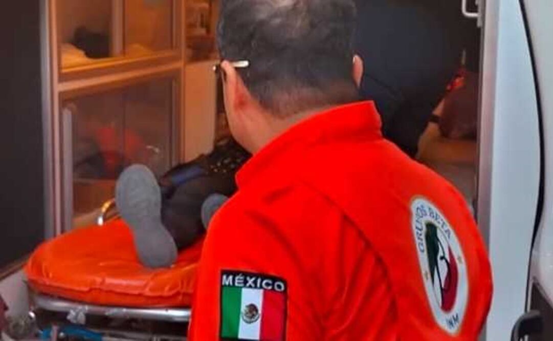 Elementos de Grupo Beta en Chiapas  auxiliaron a migrantes tras volcadura de camión de carga. Foto: INM