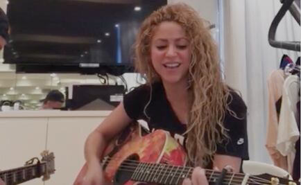 Shakira canta canción de amor y Piqué responde