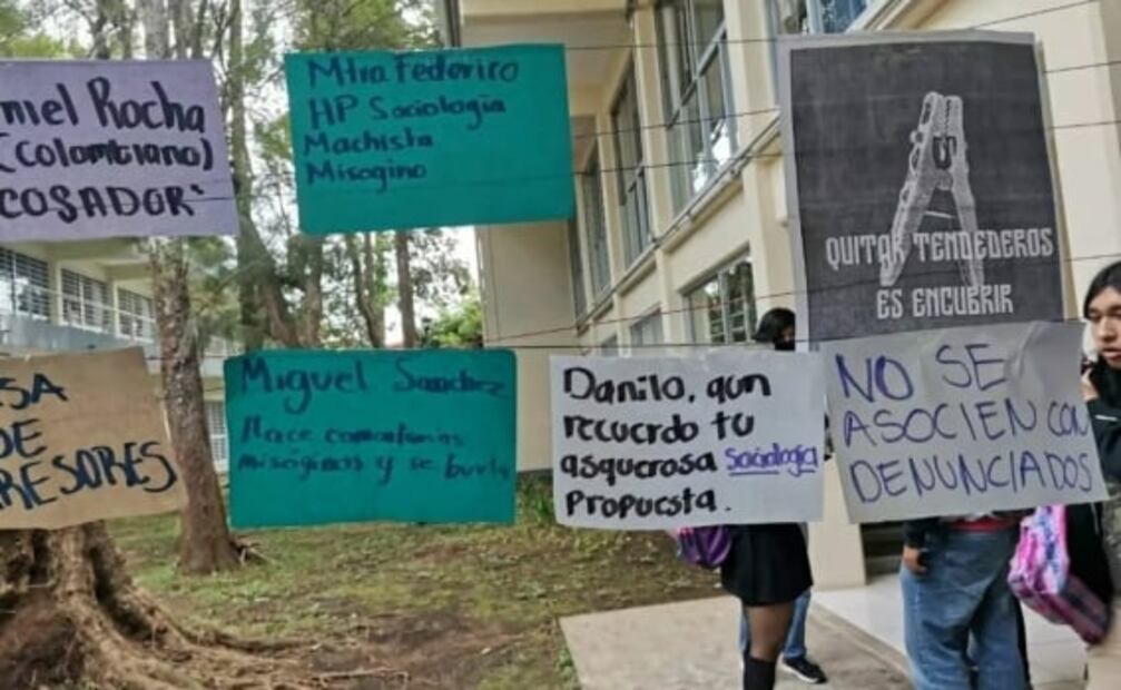 Con tendedero, denuncian casos de acoso sexual en universidad de Veracruz