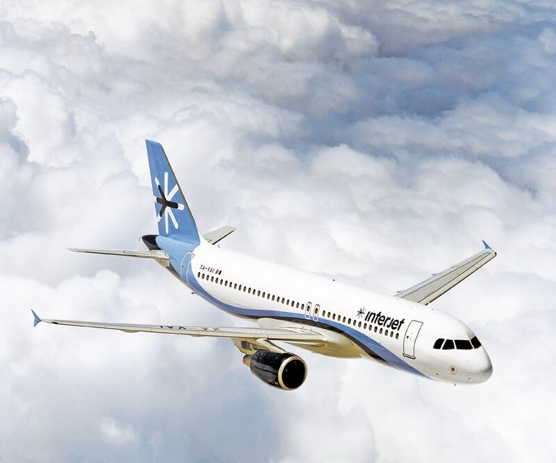 Mejora. Interjet reportó un aumento de 76% en viajeros en rutas que conectan desde y hacia Sudamérica. Foto/ARCHIVO EL UNIVERSAL