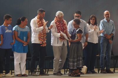 AMLO arranca el Programa Nacional de Reconstrucción en Oaxaca